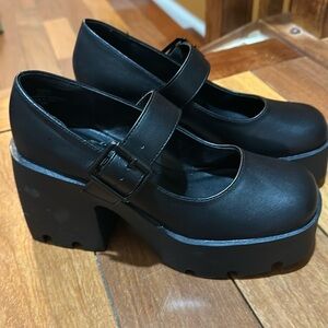 Madden Girl Mary Jane platform Shoes